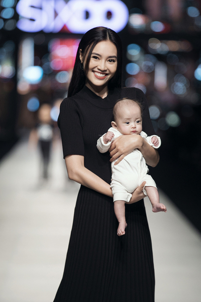 fashion-show 011SIXDO photo KIENGCANTEAM.jpg